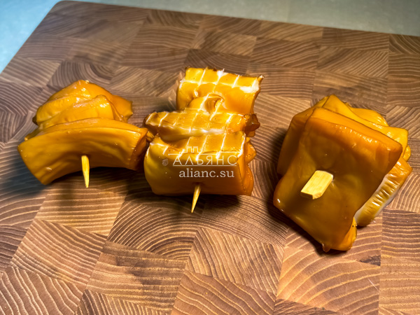 Шашлычок из кальмара х/к в Ангарске