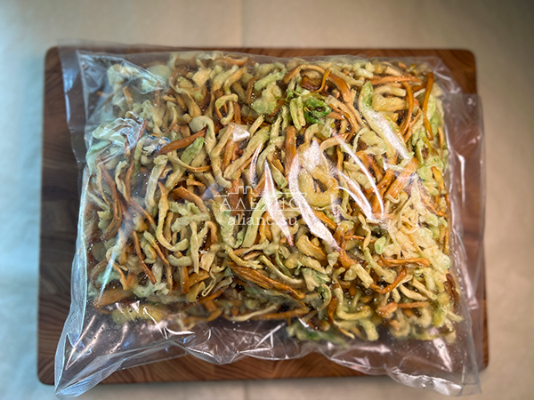 Нитка ЖАРЕНАЯ "Васаби" Oktobersnack 1 кг (сырный продукт) в Ангарске