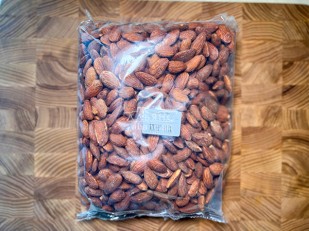 Чипсы из лаваша: Миндаль ж/с со вкусом 