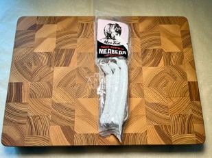 Ухо целое с чесноком (150 гр.): Колбаски сыровяленые Mini Fuet 