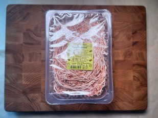 Чичарроны со вкусом сыра: Сыр Чечил паутинка (аджика)  500 гр.