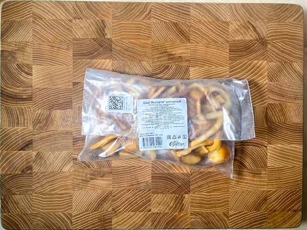 Сыр 150 гр ГОРНЫЙ СЫРОВАР (Ассорти копчёный) в Ангарске