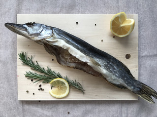 Щупальца кальмара гигантского х/к: Щука вяленая